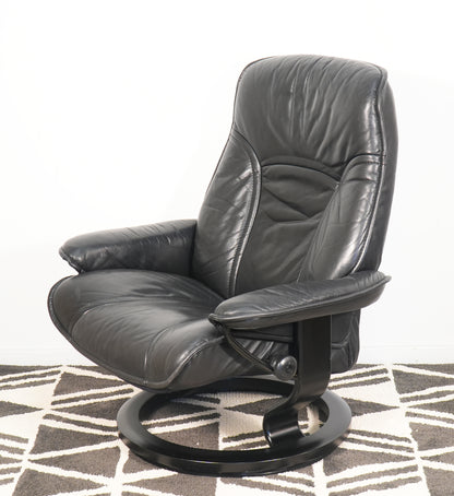 Ekornes Stressless "Governor" Reclining Lounge Chair & Footstool